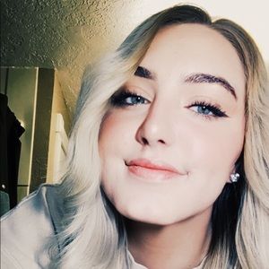 Meet your Posher, Jaci